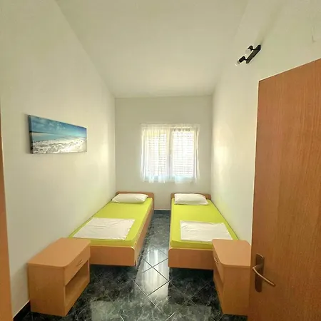 Apartment Green Garden Vodice