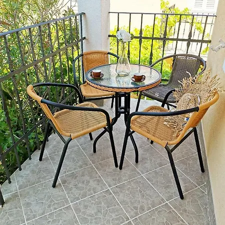 Apartment Garden Vodice